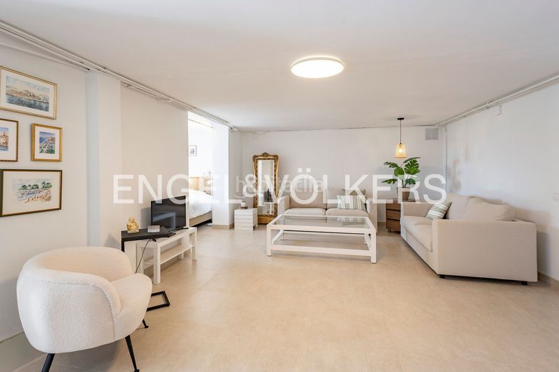 Foto a8553ad9-b9a7-464f-89b6-5161840acb22. Casa adossada amb calefacció piscina a Bruguers Gavà