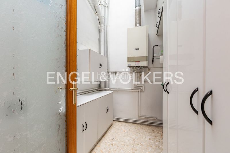 Foto 6c9a873d-3534-4c10-a067-390805e163d4. Casa adossada amb calefacció aparcament a Creu de Barberà Sabadell