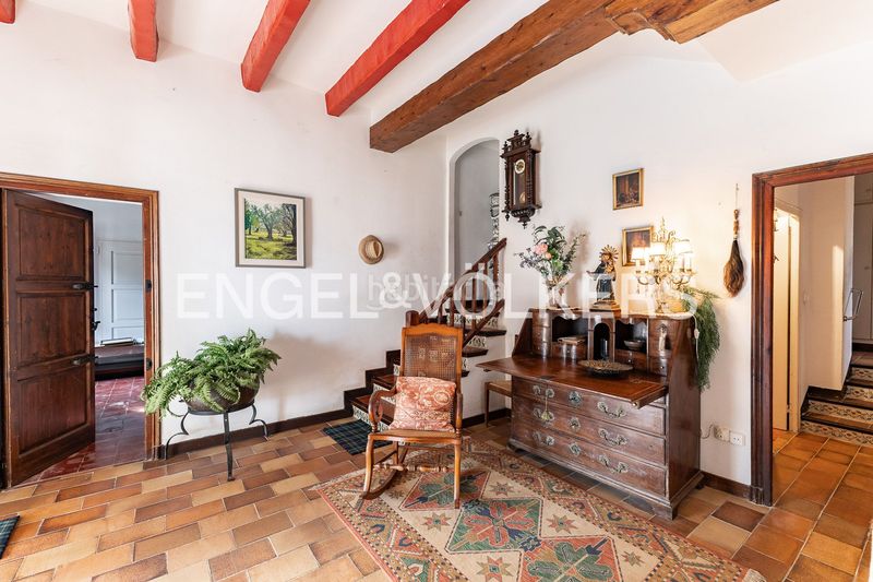 Foto 37682e31-fd6e-4fca-8cc9-89e539cb4a56. Masia amb calefacció aparcament piscina a Can Quirze Mataró