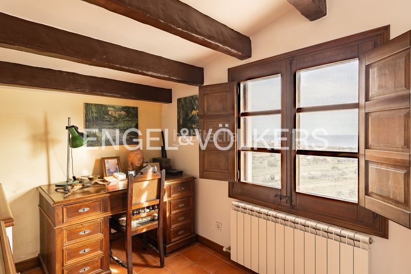 Foto 7eddeb1f-5c36-47e5-bb15-4ac4a2e419d1. Masia amb calefacció aparcament piscina a Can Quirze Mataró