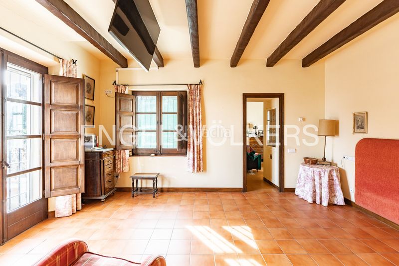 Foto 878f0c72-0998-400a-9b25-02e2e3039566. Masia amb calefacció aparcament piscina a Can Quirze Mataró