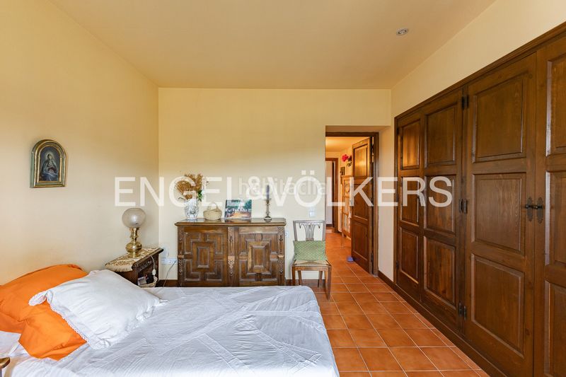 Foto c40e193b-e348-4ee3-94d6-cbe0eeff9843. Masia amb calefacció aparcament piscina a Can Quirze Mataró