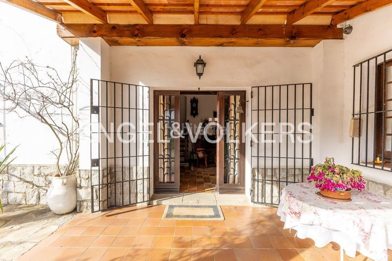 Foto e6768077-95a1-4164-8f99-c91c29c11e2c. Masia amb calefacció aparcament piscina a Can Quirze Mataró