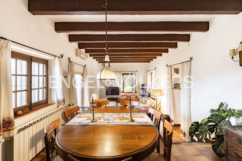 Foto fde4ae63-07d4-4aae-8eff-5a75f41203c5. Masia amb calefacció aparcament piscina a Can Quirze Mataró