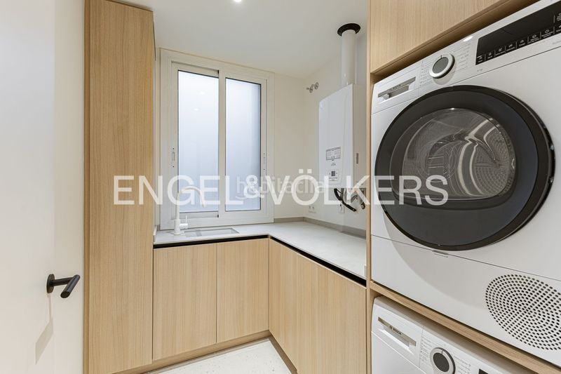 Foto 40e362c4-abee-4aa2-aea9-4a30dd8eb732. Pis amb calefacció a Dreta de l´Eixample Barcelona