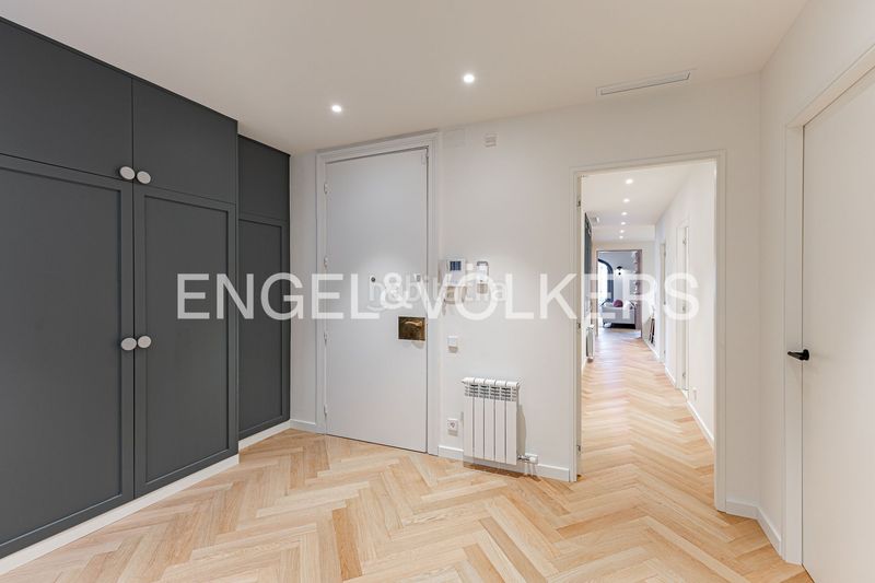 Foto b9a5c8d7-1ed7-47c9-8e5d-b4bbf8687412. Pis amb calefacció a Dreta de l´Eixample Barcelona