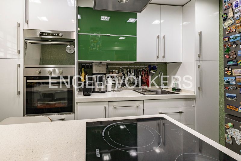Foto 27d06637-f7d6-476b-9156-f9eb36c4e104. Casa amb calefacció aparcament a Ciutat Diagonal Esplugues de Llobregat