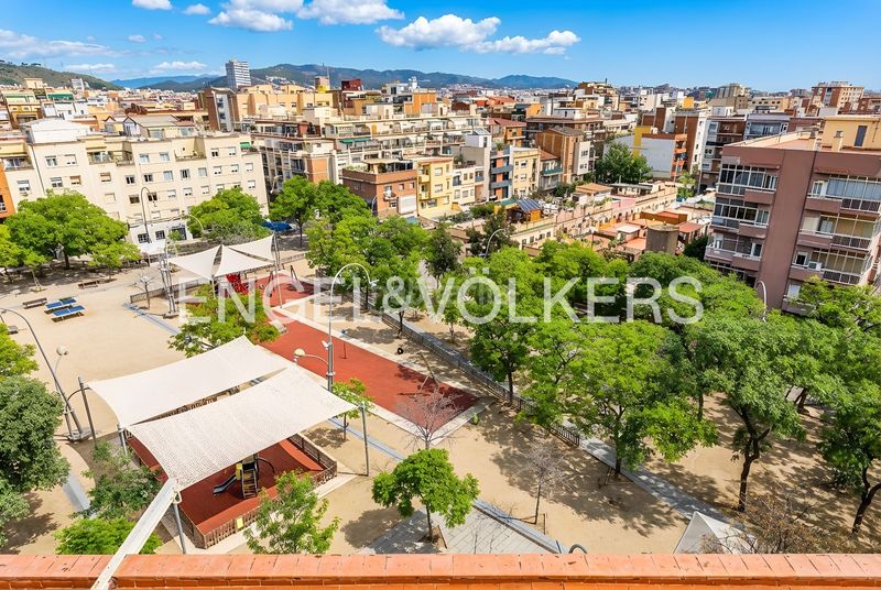 Foto 6ff67430-51ae-46a7-9b49-dfde668ff103. Àtic amb calefacció a Vilapicina - Torre Llobeta Barcelona