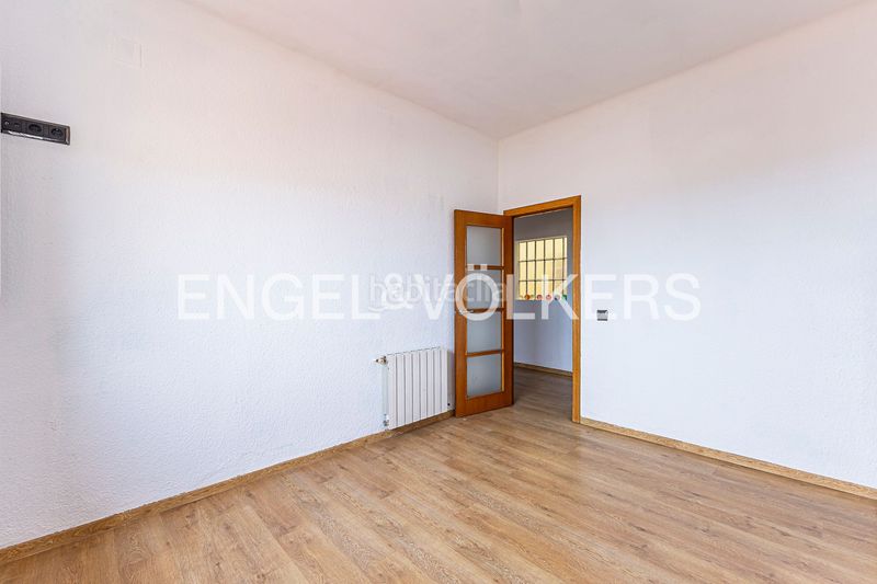 Foto ccd0210e-3d33-4d48-9561-7372ac185e3e. Àtic amb calefacció a Vilapicina - Torre Llobeta Barcelona