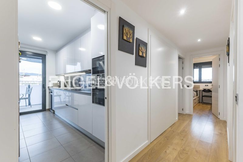 Foto 3b450417-7c22-43b5-8cbd-29cb1bcb8e44. Pis amb calefacció aparcament a La Bordeta Barcelona