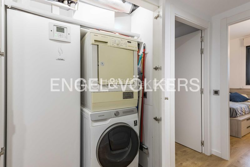 Foto 62953a19-88ec-42ad-b2dd-7f16c685ef31. Pis amb calefacció aparcament a La Bordeta Barcelona