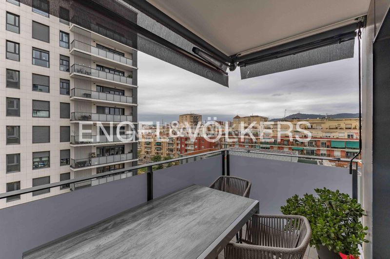 Foto d3a262e2-b64a-4ba8-9b5b-2b1aca09520a. Pis amb calefacció aparcament a La Bordeta Barcelona