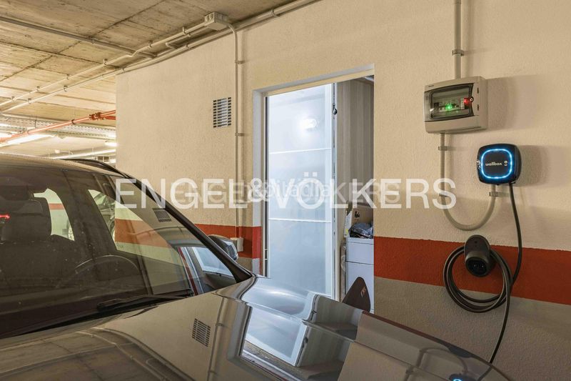 Foto dea8218e-95b6-4135-9461-9e04979a85f6. Pis amb calefacció aparcament a La Bordeta Barcelona