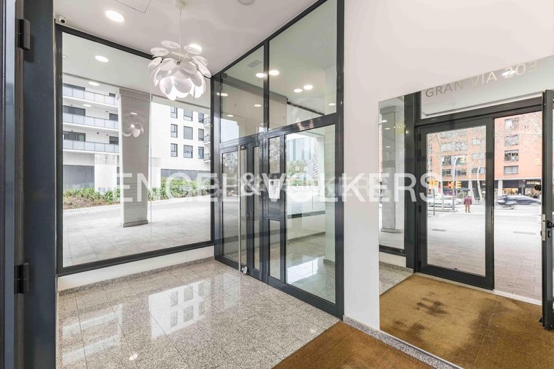 Foto e8635bc2-3e68-4d86-bc50-ef984bc33691. Pis amb calefacció aparcament a La Bordeta Barcelona