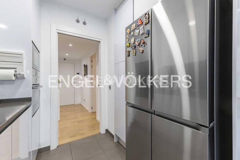 Foto e8a417a3-466d-4ee7-bab5-f2d8ae38e9b5. Pis amb calefacció aparcament a La Bordeta Barcelona