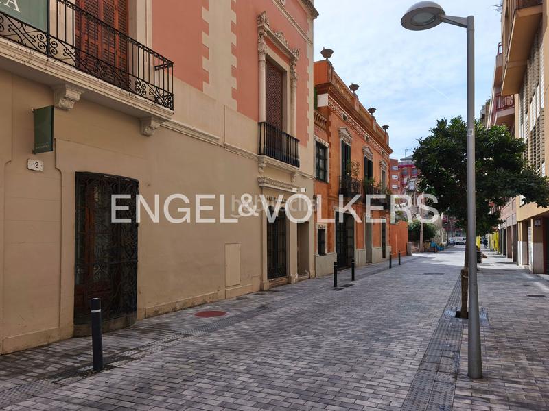 Foto 0fdfc787-a81b-43a8-984c-bc0e97cea7e9. Pis amb calefacció a Putget - Farró Barcelona