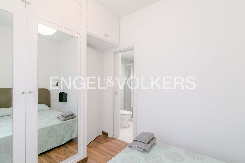 Foto 7c8c284b-8864-4181-87e5-7381336c6edf. Pis amb calefacció a Putget - Farró Barcelona