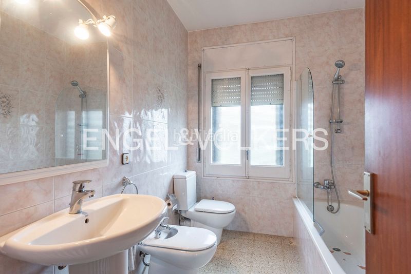 Foto 06d89574-56f8-4337-ab81-b10e1d911e3c. Casa amb calefacció aparcament a Folgueroles