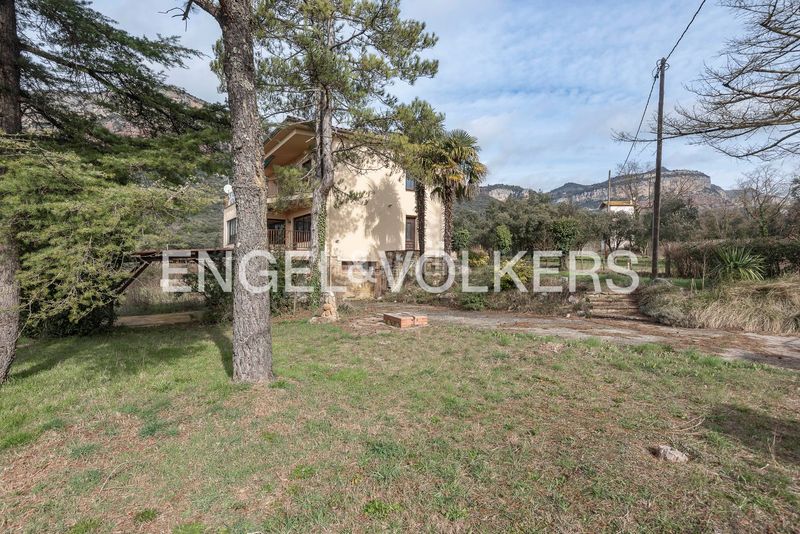 Foto 5e19886d-d332-40d1-9f14-f0aef5131405. Casa amb calefacció aparcament a Folgueroles
