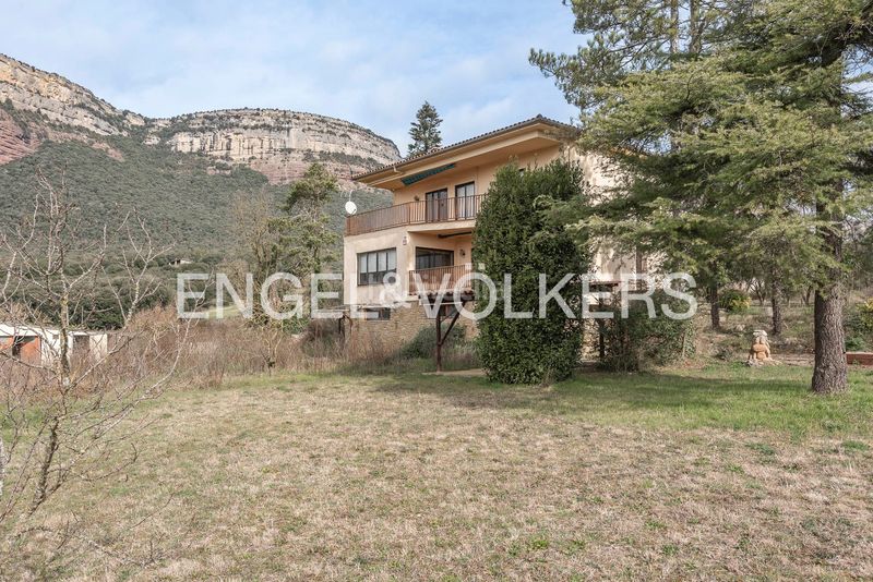 Foto 73112b1a-98a6-4c51-9f11-7cf4175abfbd. Casa amb calefacció aparcament a Folgueroles