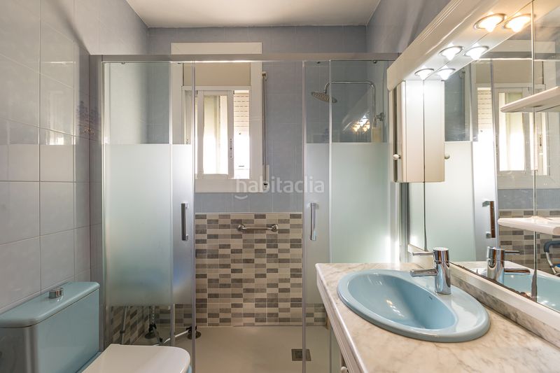 Foto 1c934b8a-2861-4475-8578-7e1c0e0867b0. Casa amb calefacció aparcament piscina a Calafell park Calafell