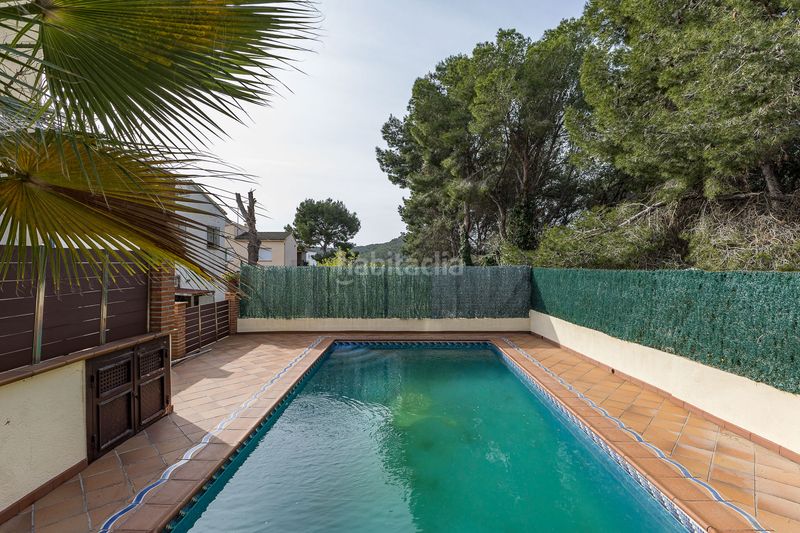 Foto 2fdbfbd2-6405-4d4e-8eb0-7080ed68660a. Casa amb calefacció aparcament piscina a Calafell park Calafell