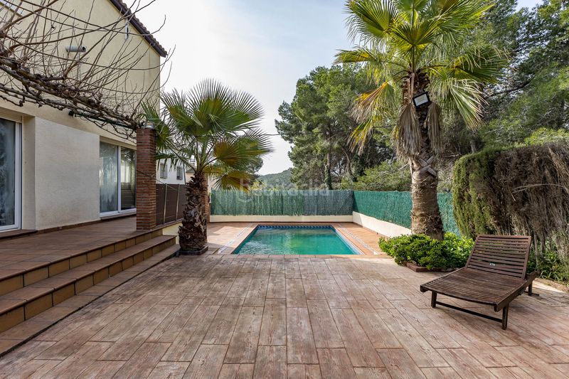 Foto 9b12aa3b-6ea9-4d83-b46e-765a9692791d. Casa amb calefacció aparcament piscina a Calafell park Calafell