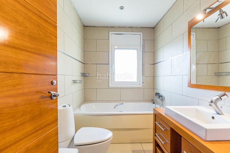 Foto a1064999-abd4-4974-87ad-7cf03fea5580. Casa amb calefacció aparcament piscina a Calafell park Calafell