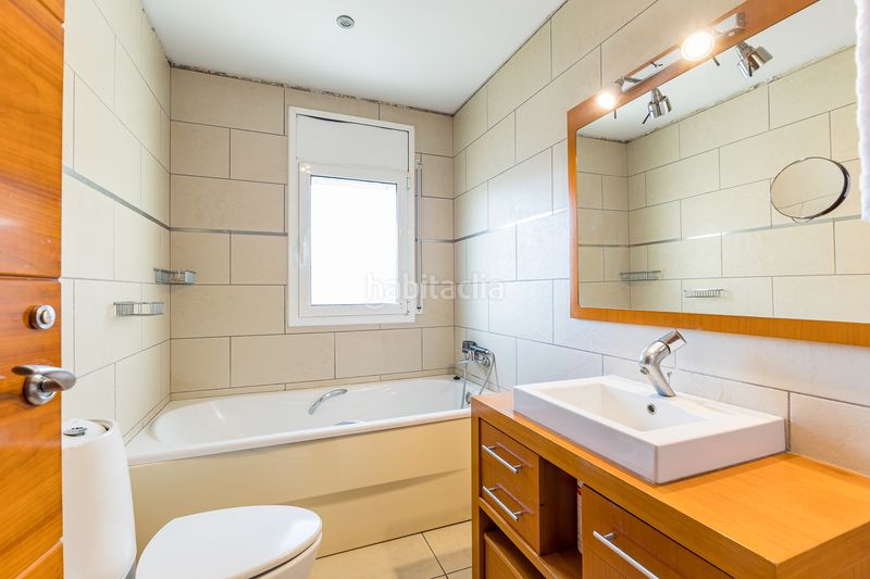 Foto f0c9b839-cc80-42cc-9712-1bd13a211976. Casa amb calefacció aparcament piscina a Calafell park Calafell