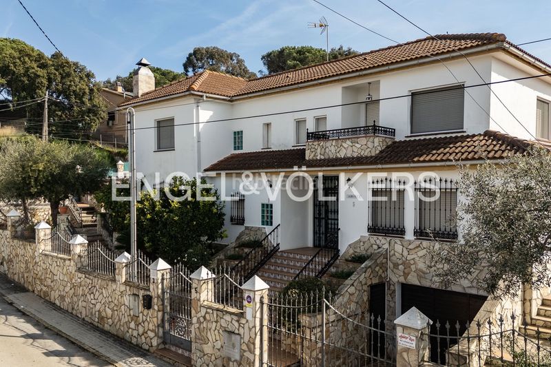 Foto 7f0f7c88-d959-4e22-807d-8fb51fdb833d. Casa amb calefacció aparcament piscina a Mas Mora-Sant Daniel Tordera