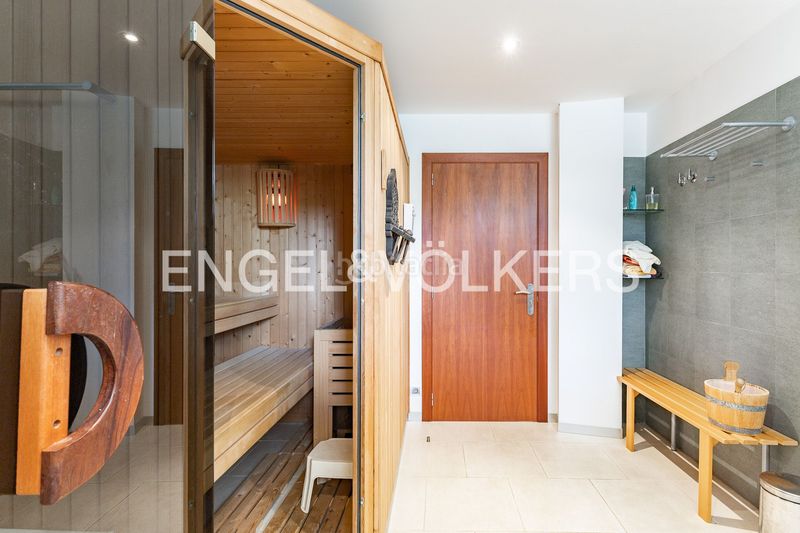 Foto 0bde3c4b-e7c7-443f-a8b7-45df36e32b2e. Casa amb calefacció aparcament piscina a Rocaferrera Sant Andreu de Llavaneres
