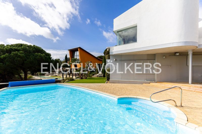 Foto b091af24-f1a2-492e-9945-736297649607. Casa amb calefacció aparcament piscina a Rocaferrera Sant Andreu de Llavaneres
