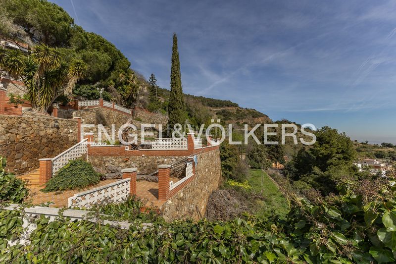 Foto 0f86a829-cc8e-4977-8255-993986edba53. Masia amb calefacció aparcament a Sant Genís dels Agudells Barcelona