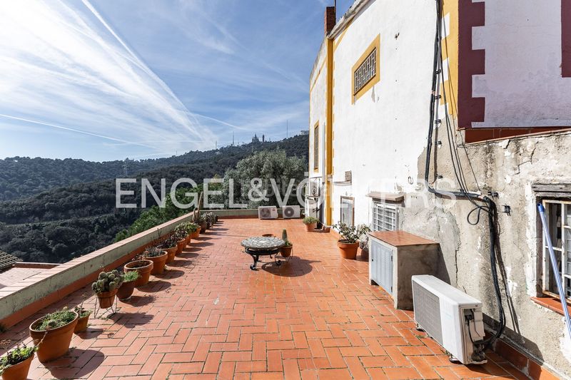Foto 128d7d0c-f9a9-4b04-b8b6-9698d45f007f. Masia amb calefacció aparcament a Sant Genís dels Agudells Barcelona