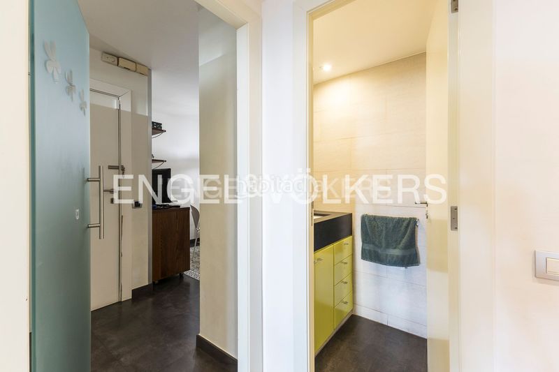 Foto 0a1447c3-a0c6-43cf-821e-3112c464f944. Pis amb calefacció aparcament piscina a Finestrelles Esplugues de Llobregat