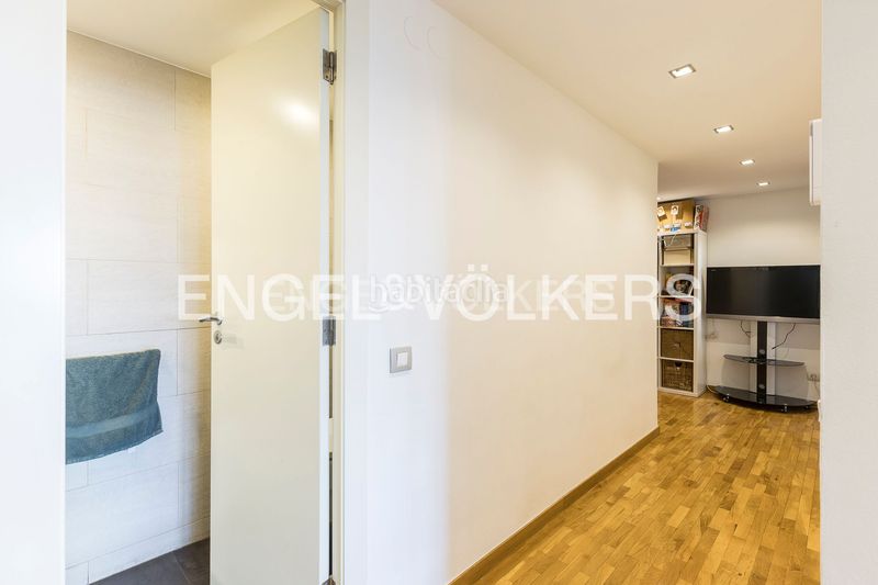 Foto 93bdc5f6-45bc-4735-b127-9b615ff2e898. Pis amb calefacció aparcament piscina a Finestrelles Esplugues de Llobregat