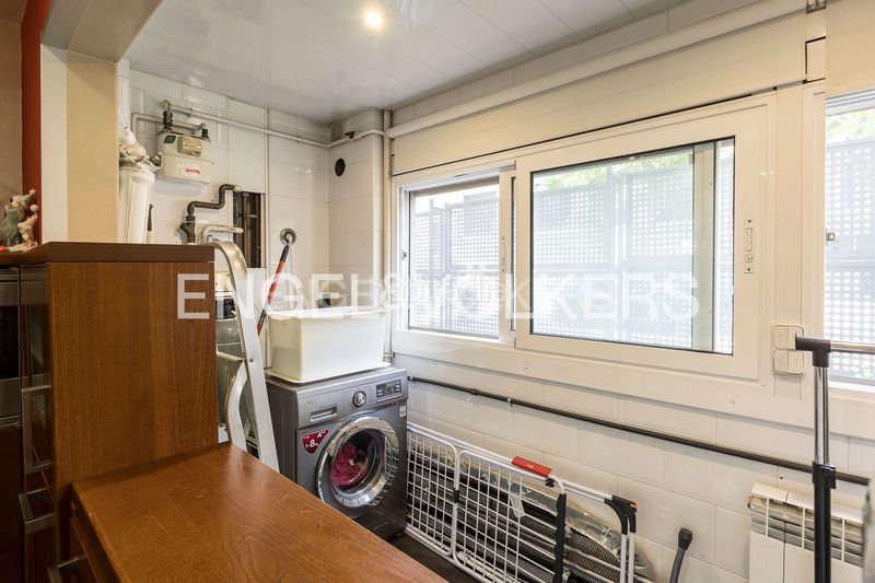 Foto cf7b6118-14e1-4f5d-bb8b-5673bd3db822. Pis amb calefacció aparcament piscina a Finestrelles Esplugues de Llobregat