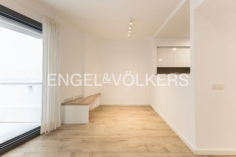 Foto 08204487-bbcd-4126-ac0e-f537136bb023. Apartament amb calefacció a Putget - Farró Barcelona