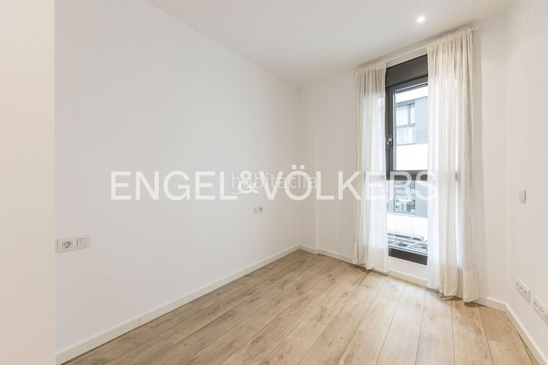 Foto 732efe0e-2c86-4679-b41e-6cf00e7f343a. Apartament amb calefacció a Putget - Farró Barcelona