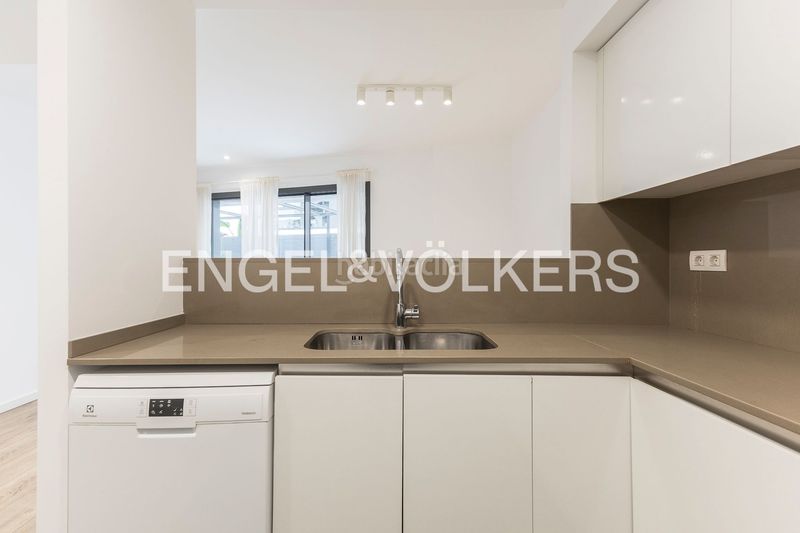 Foto e3da7cf1-ee7e-4db1-b834-d7ea663b9071. Apartament amb calefacció a Putget - Farró Barcelona