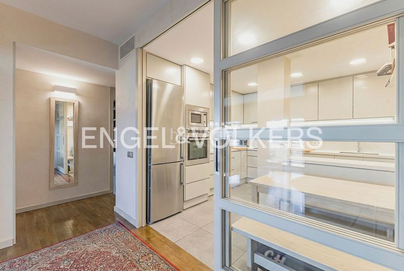 Foto 5ca08456-19c4-420d-8dd9-c241ee1efb90. Pis amb calefacció aparcament piscina a Pedralbes Barcelona