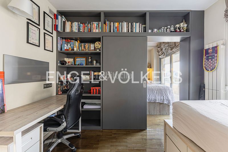 Foto 62f6ed87-cb1e-4396-b43a-f48a33cf06b7. Pis amb calefacció aparcament piscina a Pedralbes Barcelona