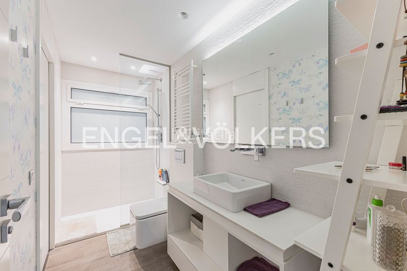 Foto 69aaaf15-3a64-4e23-9b19-8f39f8a25354. Pis amb calefacció aparcament piscina a Pedralbes Barcelona