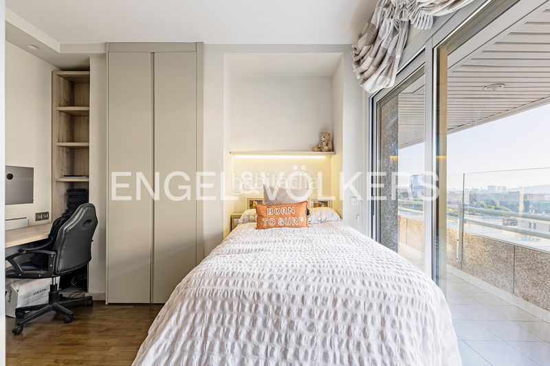 Foto 7ae091e3-d752-4b37-a442-d047cf04dafc. Pis amb calefacció aparcament piscina a Pedralbes Barcelona