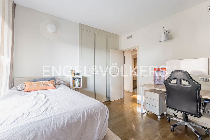 Foto a92f48f9-9eae-4672-8065-0efdbd96cc72. Pis amb calefacció aparcament piscina a Pedralbes Barcelona