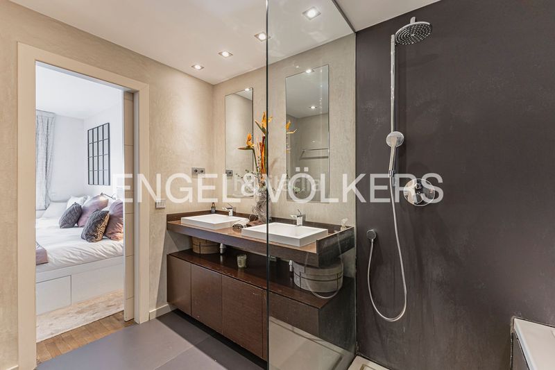 Foto effa49e3-d3a8-4953-b738-49b5a247d756. Pis amb calefacció aparcament piscina a Pedralbes Barcelona