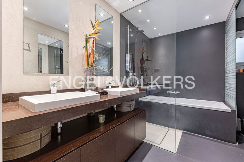 Foto fc09822d-f19b-4443-8dd0-c29db584a84a. Pis amb calefacció aparcament piscina a Pedralbes Barcelona