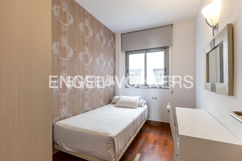 Foto 16c04b61-e163-49a9-b068-9b1bfd4ea309. Pis amb calefacció aparcament a Sagrada Família Barcelona