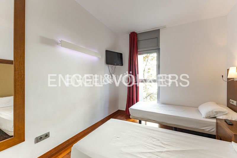 Foto 1f636a18-e231-4c12-a2b0-56e3b7518ee7. Pis amb calefacció aparcament a Sagrada Família Barcelona