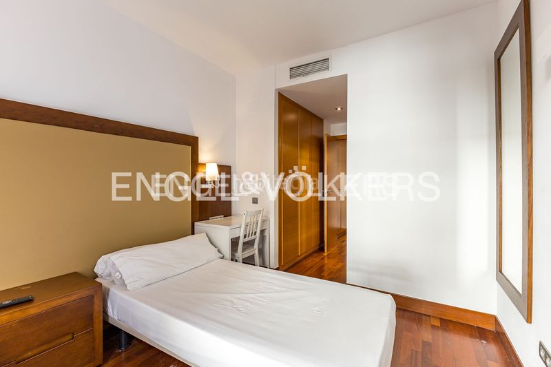 Foto fdffcacd-8d02-4c09-b61a-55a369879977. Pis amb calefacció aparcament a Sagrada Família Barcelona